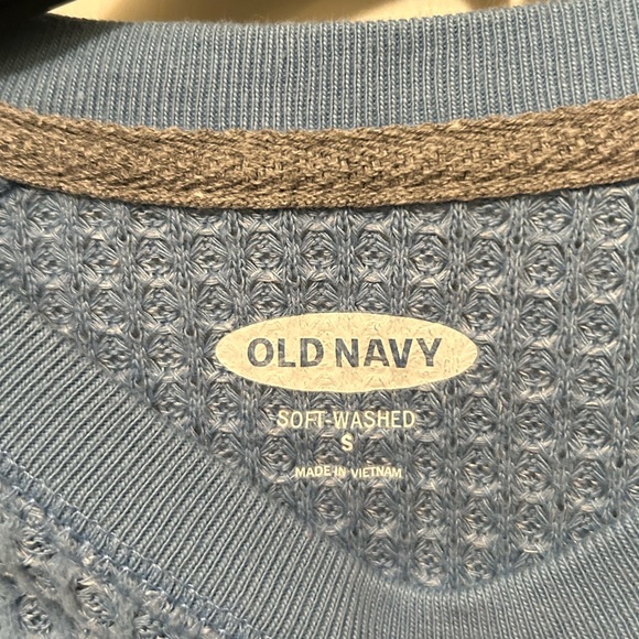 Old Navy Waffle Shirt - Picture 4 of 7